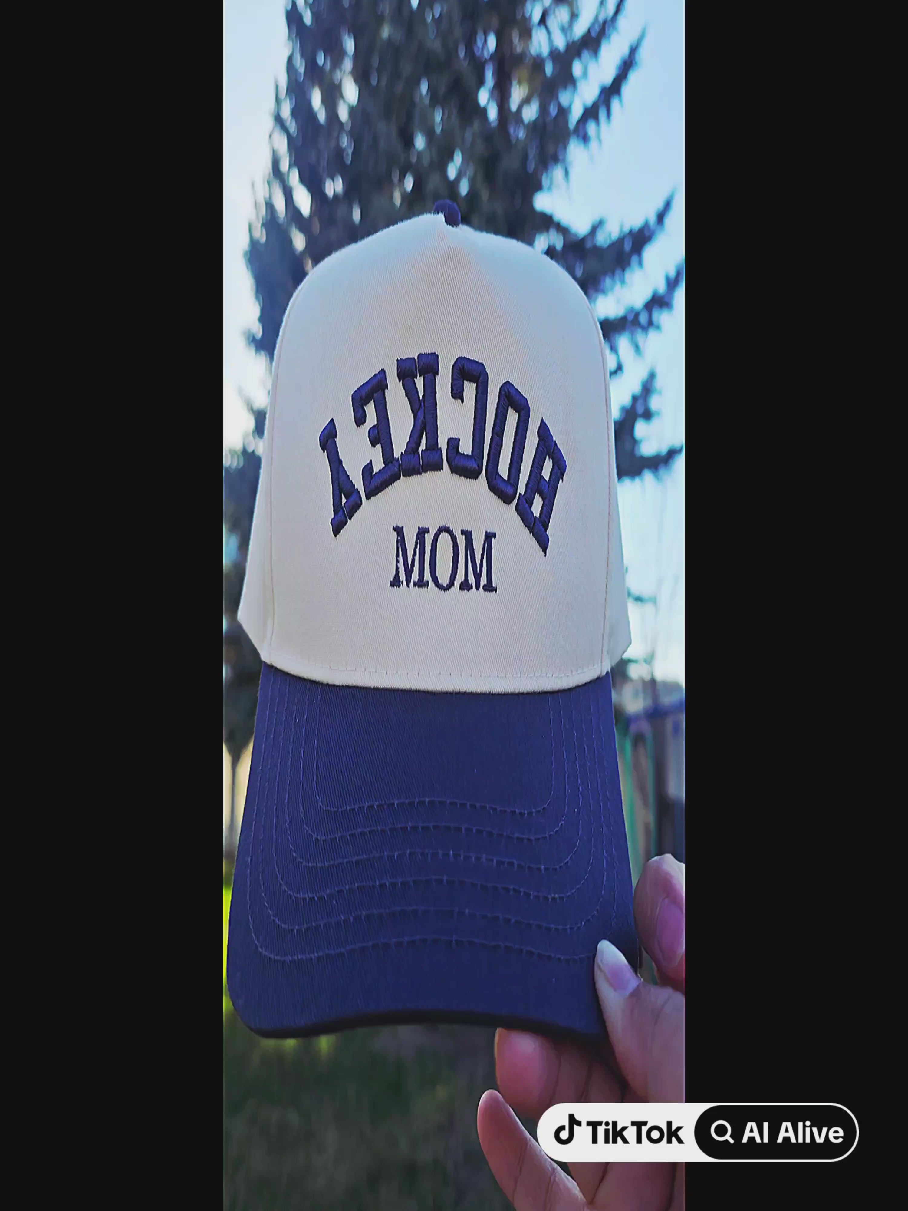 Hockey Mom Trucker Hat, Trendy Retro Caps - Embroidery