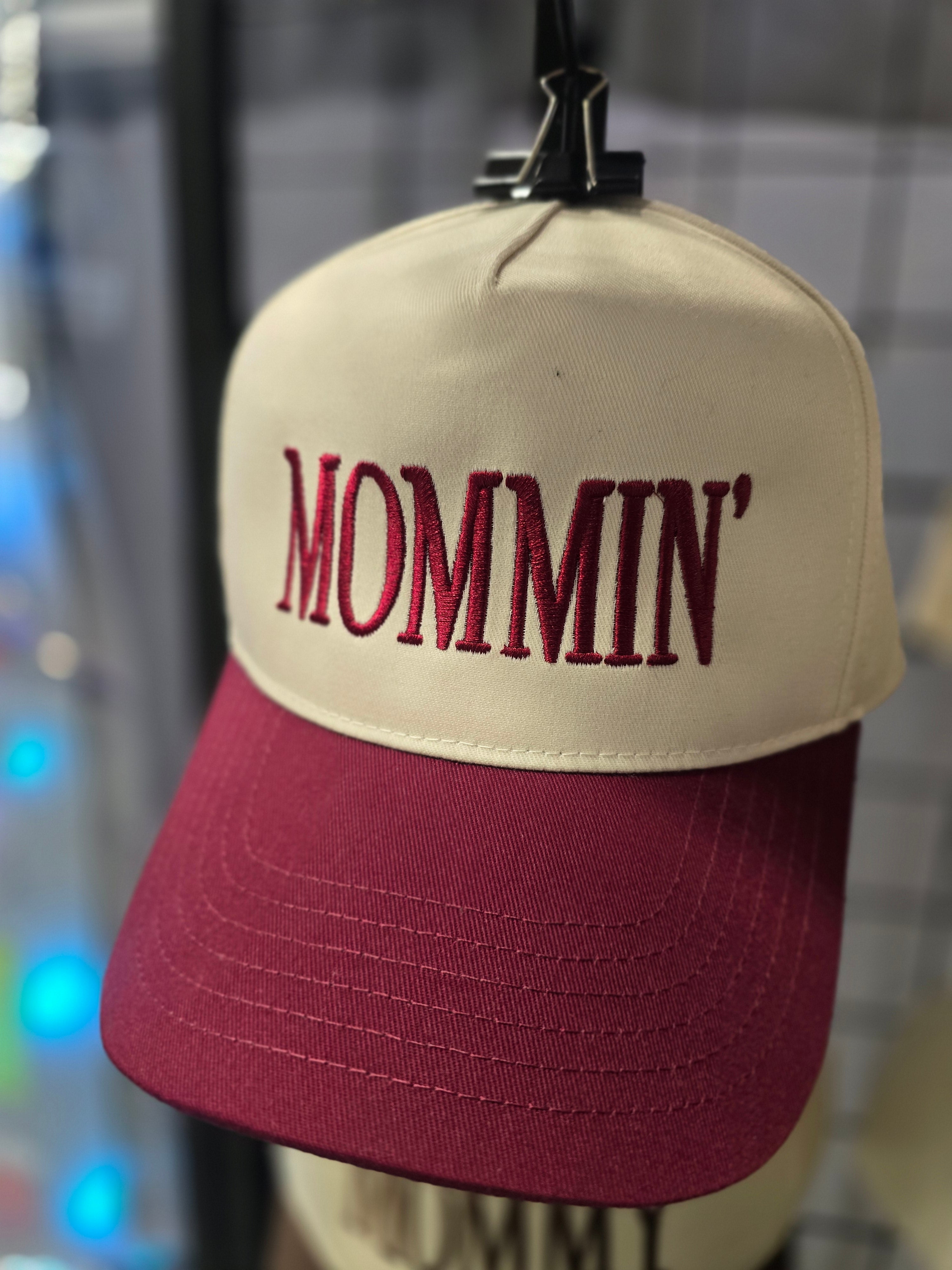 MOMMIN' Trucker Hat, Trendy Retro Caps - Embroidery